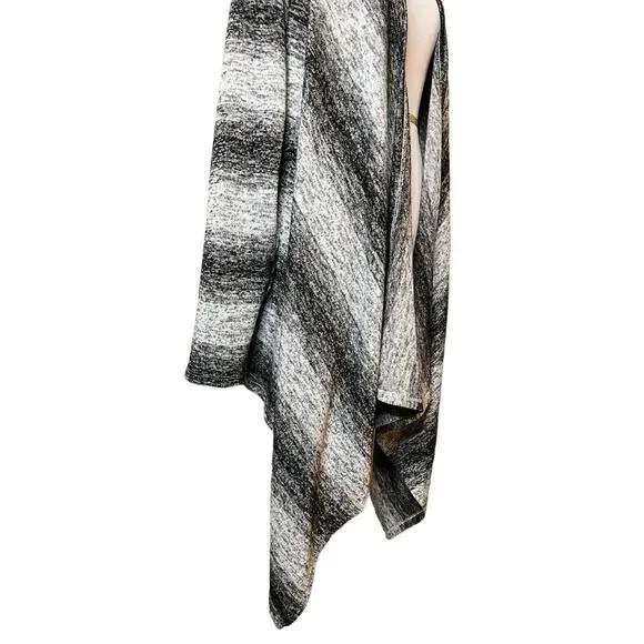 Lavanya‎ Womens Open Front Cardigan Size 1X Long Sleeve Gray Stripe Space Dyed - Picture 4 of 7